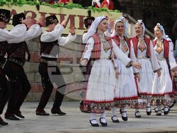 Снимка: Капански ансамбъл – Разград - Капанският ансамбъл на Трифон Зарезан в Лясковец