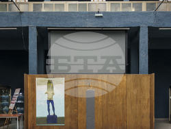 Инсталационни кадри от творбата „Reflections (Отражения)“ на Юлиян Табаков в изложбата „Високи гласове“ в Националния музей „Земята и хората“. Снимка: Калин Серапионов