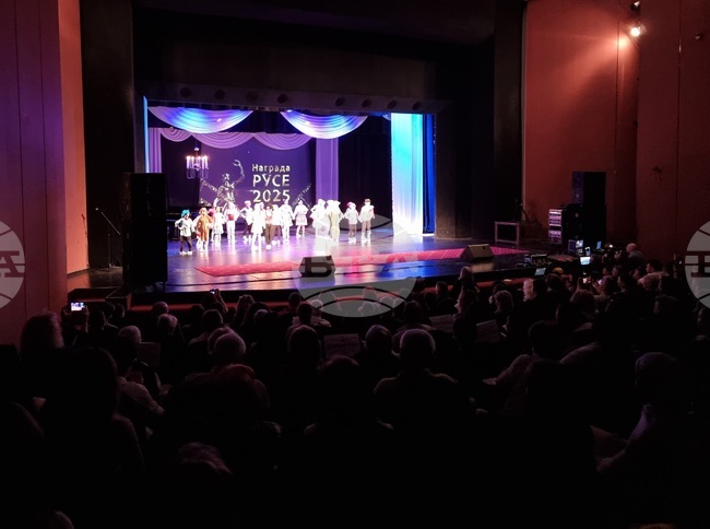 В Русе връчиха награди за постижения в изкуството, културата, образованието и науката