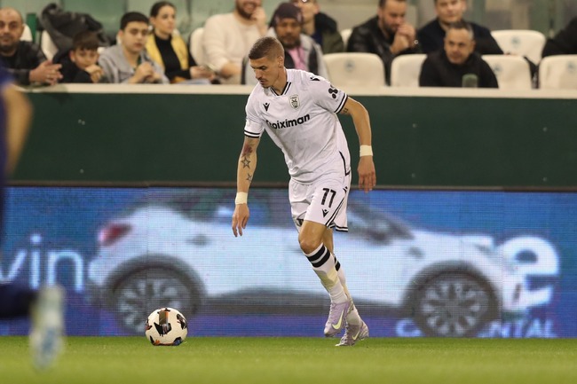 ПАОК (Солун) обърна Олимпиакос в дербито на гръцкото първенство, Кирил Десподов игра 30 минути