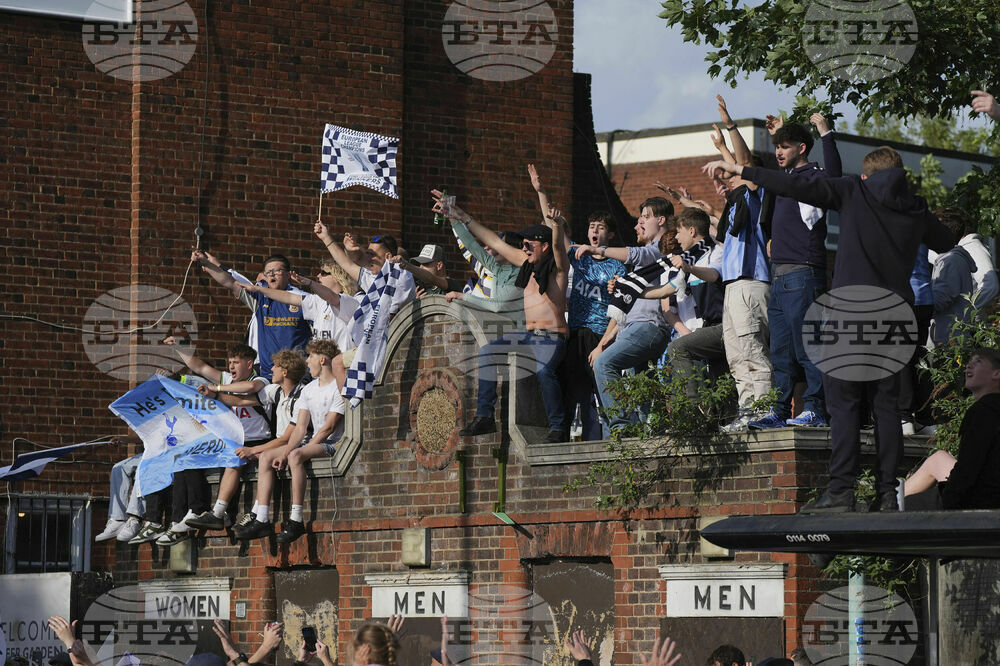Britain Soccer Europa League Final