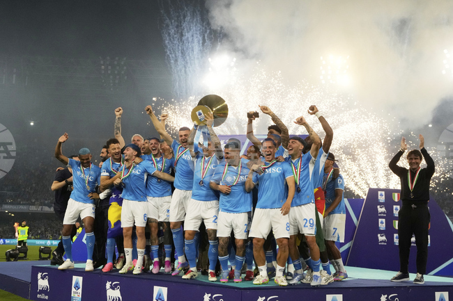 АНСА: Наполи стана шампион на Италия по футбол за четвърти път