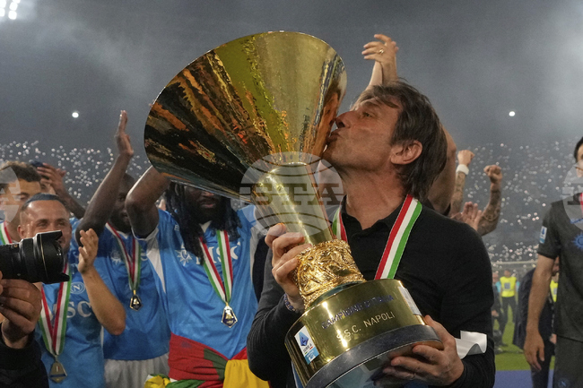 Ювентус започна преговори за завръщането на Антонио Конте 