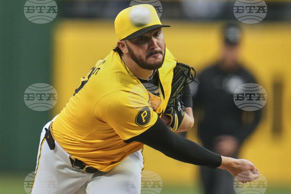 Brewers Pirates Baseball