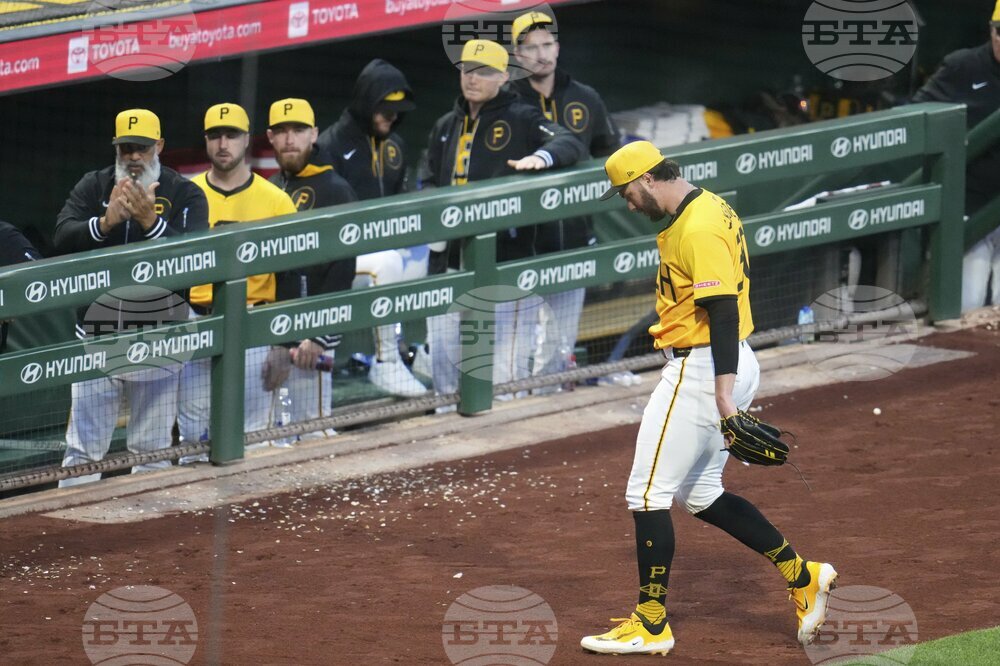 Brewers Pirates Baseball