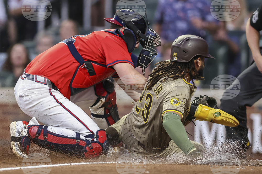 Padres Braves Baseball