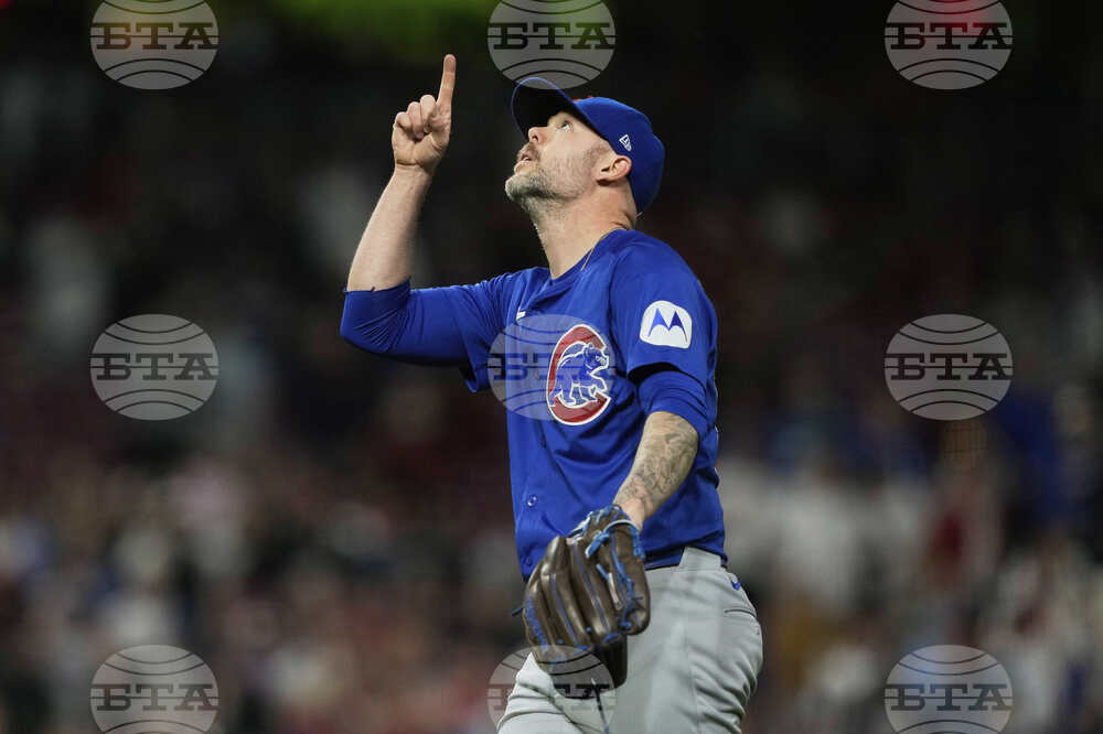 Cubs Reds Baseball