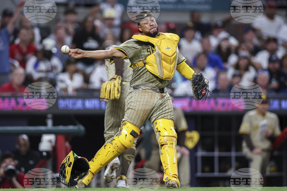 Padres Braves Baseball