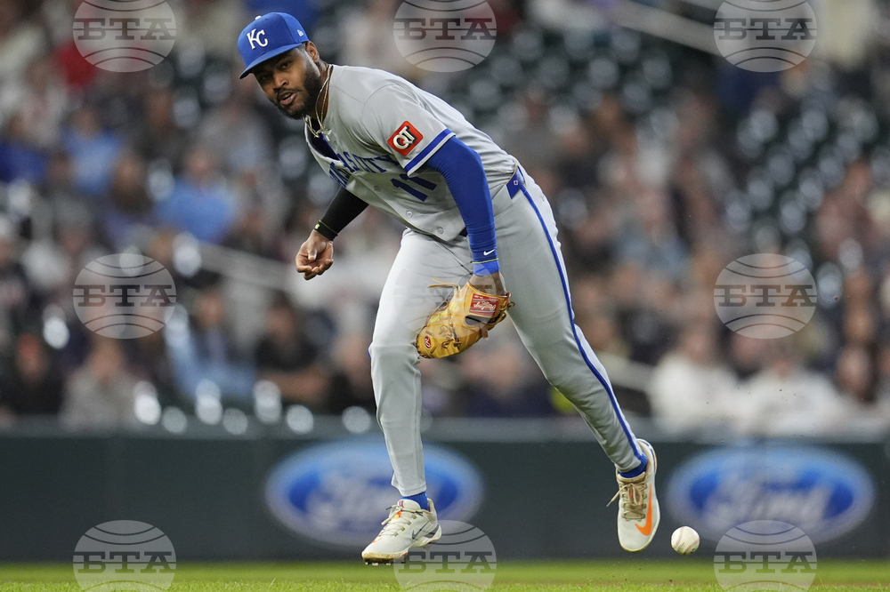 Royals Twins Baseball