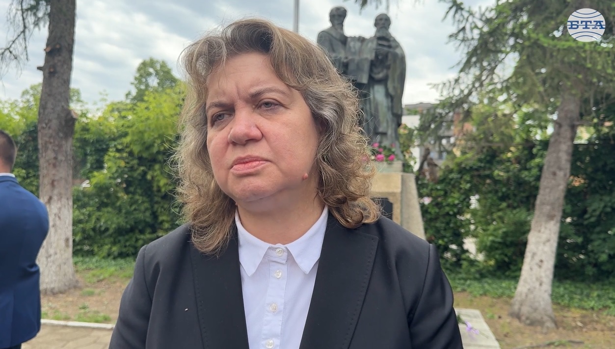 Уважението към хората на словото е това, което запазва нашата културна и национална идентичност, каза председателят на НС Наталия Киселова