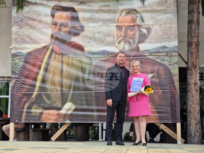 Нека 24 май ни напомня, че духовността и знанието са най-силният капитал на един народ, каза кметът на Самоков Ангел Джоргов 