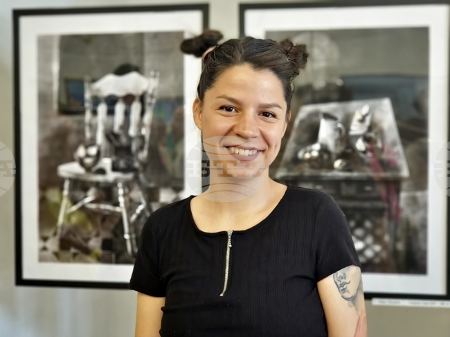 Мария Миланова получи отличието "Млад художник" на Бургас