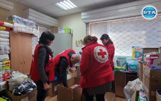 В БЧК-Стара Загора ежедневно постъпват дарения в подкрепа на нуждаещото се население в Украйна