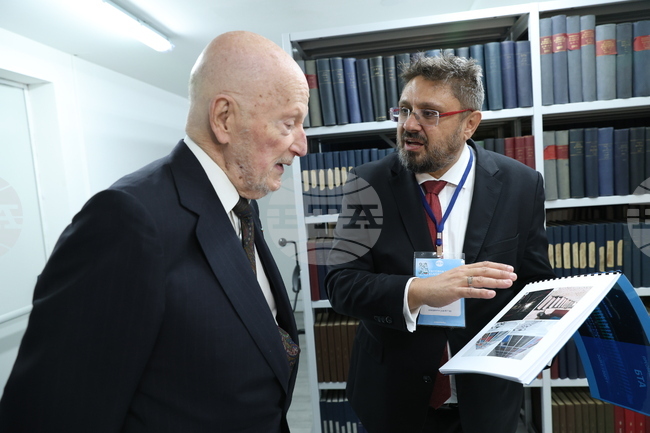 One Cannot Change History, Says Simeon Saxe-Coburg-Gotha During Visit at BTA Archives in Sofia