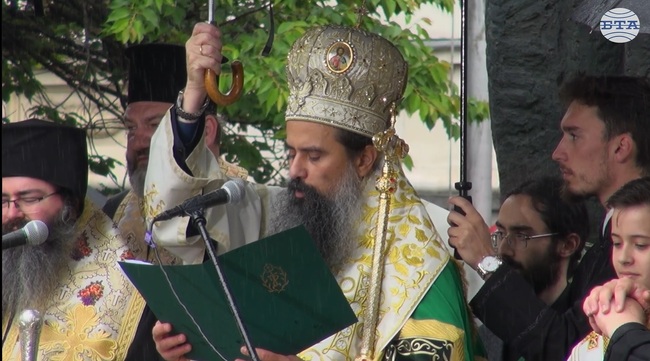 Църквата знае и учи, че светът и човекът са сътворения от Бог, чрез Неговото творческо слово, каза българският патриарх Даниил