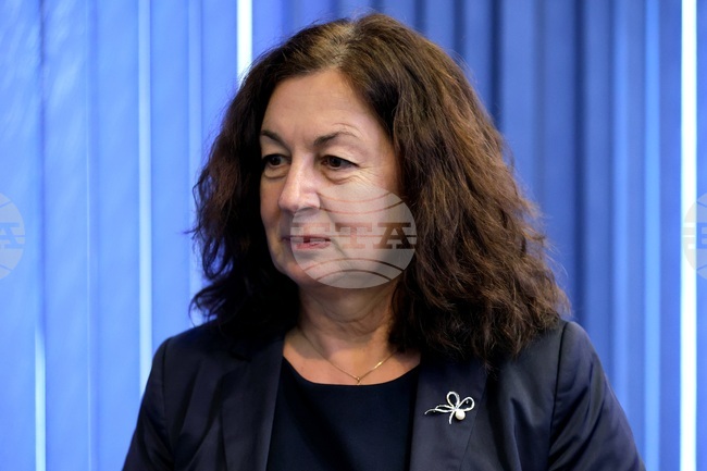  Нека БТА да продължи да организира международните срещи на българските медии, каза директорът на Националната библиотека доц. Калина Иванова