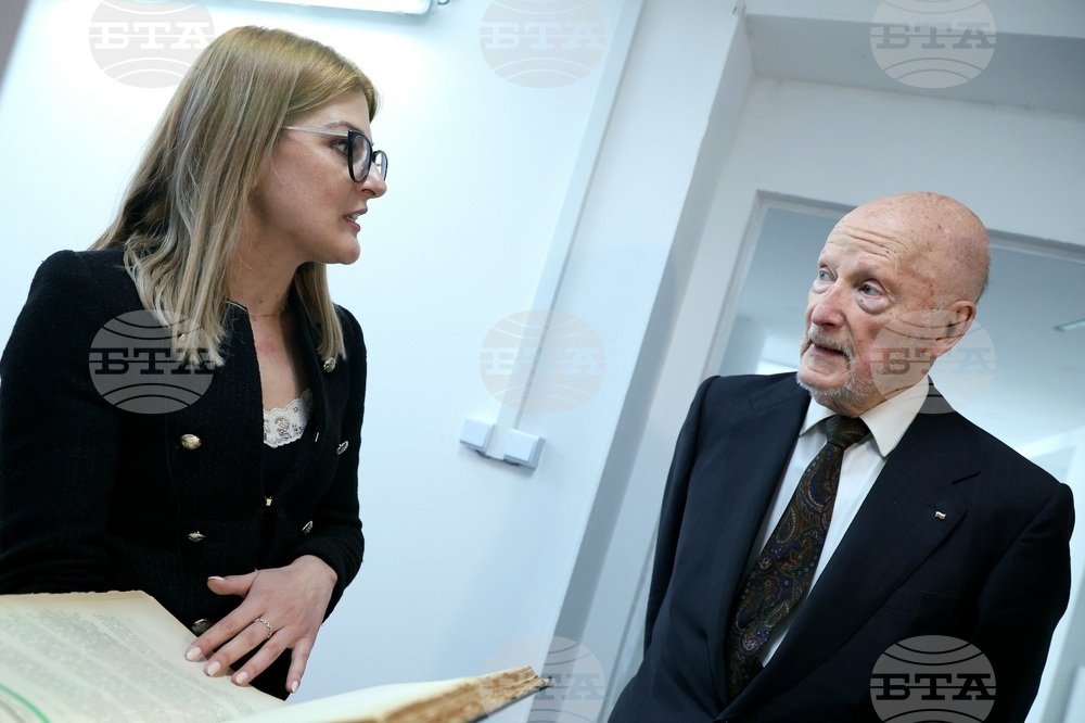 БТА - Двадесета Световна среща на българските медии - Цар Симеон Втори