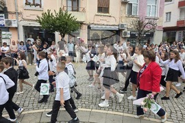 Гоце Делчев - 24 май - празнично шествие