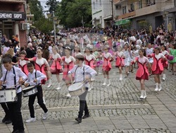 Гоце Делчев - 24 май - празнично шествие