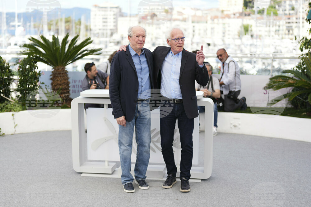 France Cannes 2025 Jeunes Meres Photo Call