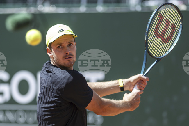 Полският тенисист Хуберт Хуркач пропуска "Уимбълдън"