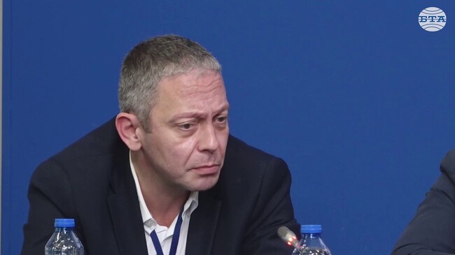 Общественият тон оказва влияние върху медийната среда, каза Димитър Стоянович