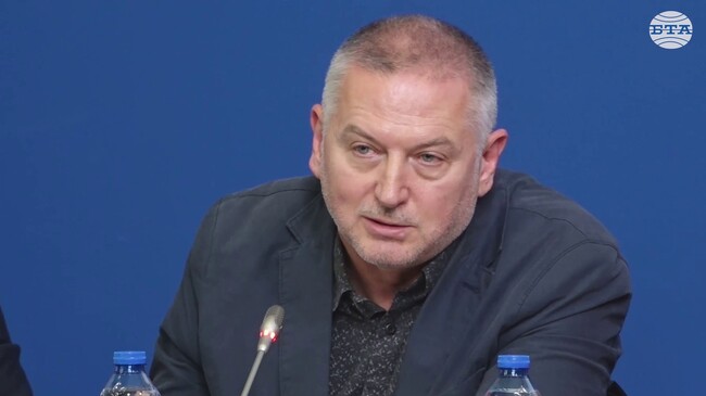 Културата създава усещане за бъдеще и общност, което е обратното на това, което прави пропагандата, каза Георги Господинов