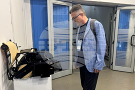 БТА - Двадесета Световна среща на българските медии - разглеждане на сградата на БТА