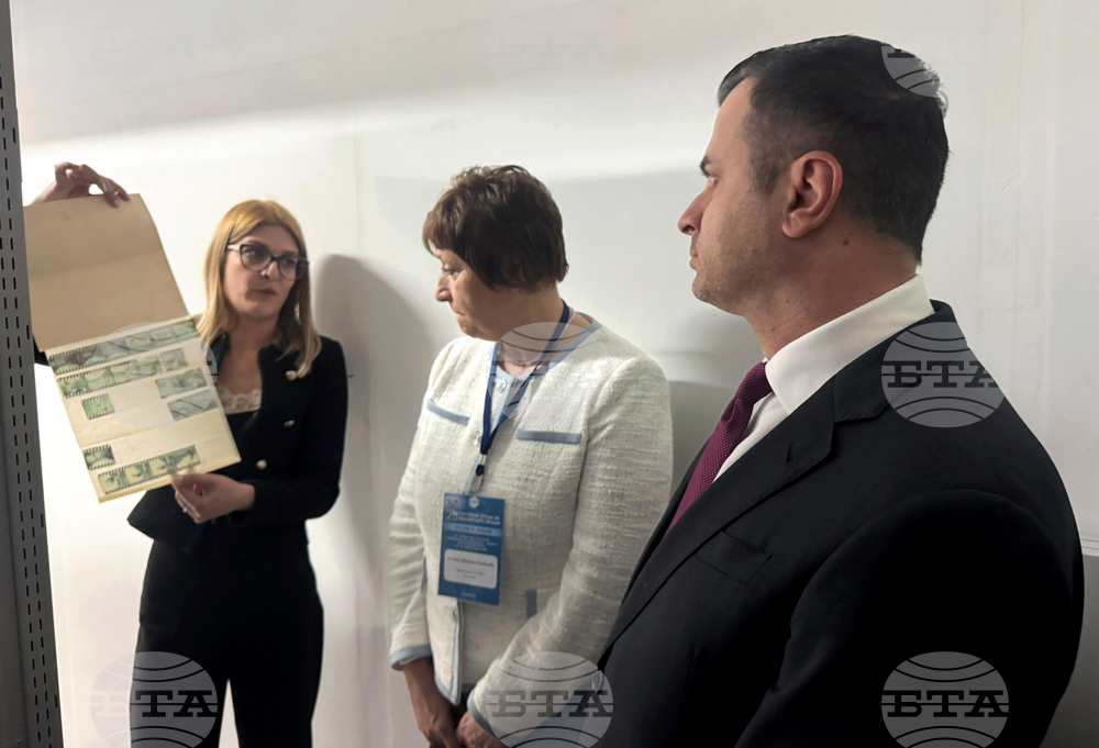 БТА - Двадесета Световна среща на българските медии - разглеждане на сградата на БТА