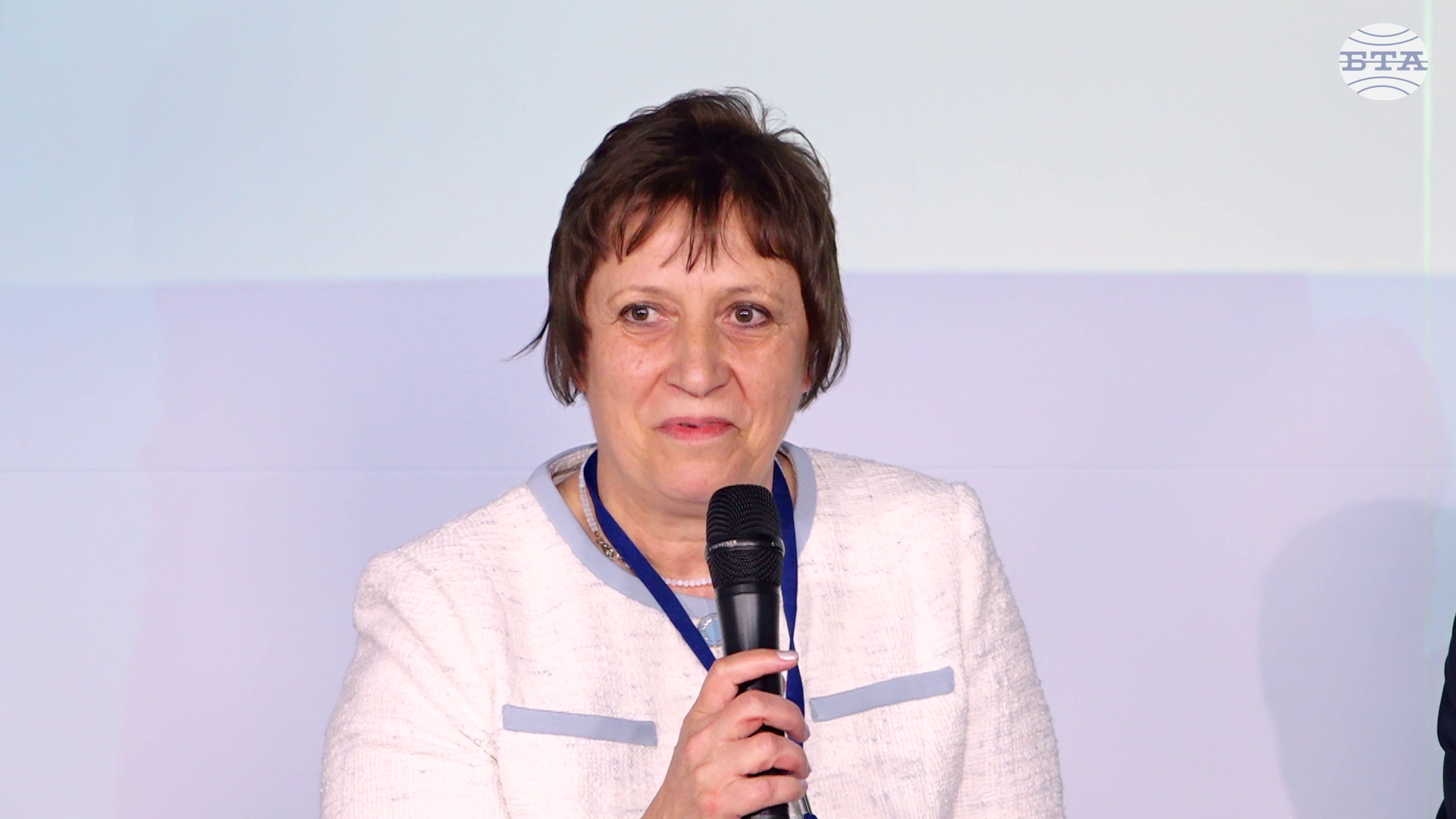 България напредва в областта на технологиите и изкуствения интелект, каза Евелина Славчева, председател на БАН България напредва в областта на технологиите и изкуствения интелект, каза Евелина Славчева, председател на БАН