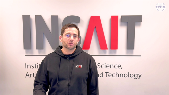 Изкуственият интелект ще става все по-мощен, но няма напълно да измести човека, каза Мартин Вечев