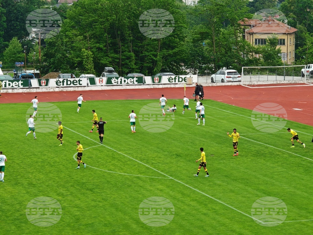 Габрово - футбол - Янтра - Ботев II