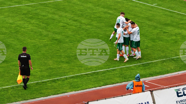 Янтра (Габрово) победи като гост в Петрич и се доближи до 2-ото място във Втора лига, нов успех на лидера Дунав (Русе)