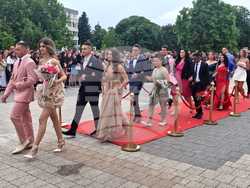 Търговище - абитуриенти - дефиле