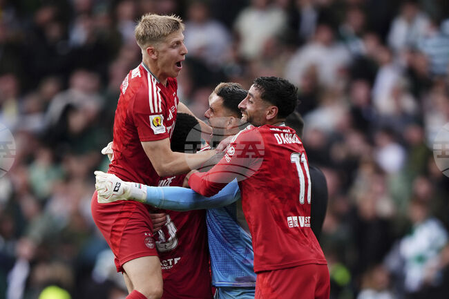 Вратарят Димитър Митов спаси две дузпи и донесе Купата на Шотландия на своя отбор Абърдийн