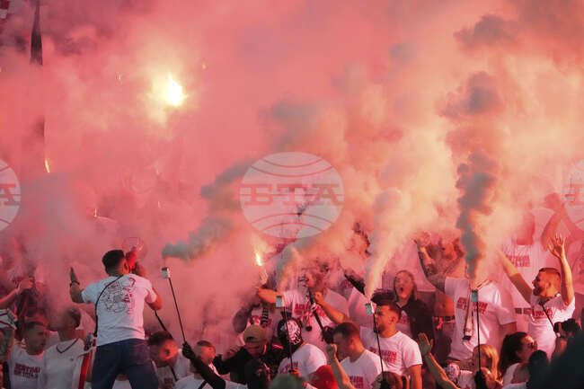 Щутгарт надви Арминия Билефелд и триумфира с Купата на Германия по футбол