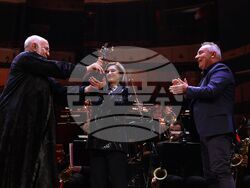 Театър „Българска армия“ - награди „Аскеер“