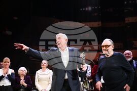 Театър „Българска армия“ - награди „Аскеер“