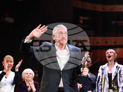 Театър „Българска армия“ - награди „Аскеер“