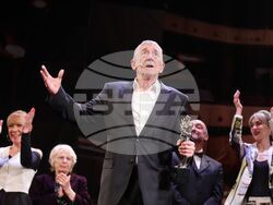 Театър „Българска армия“ - награди „Аскеер“