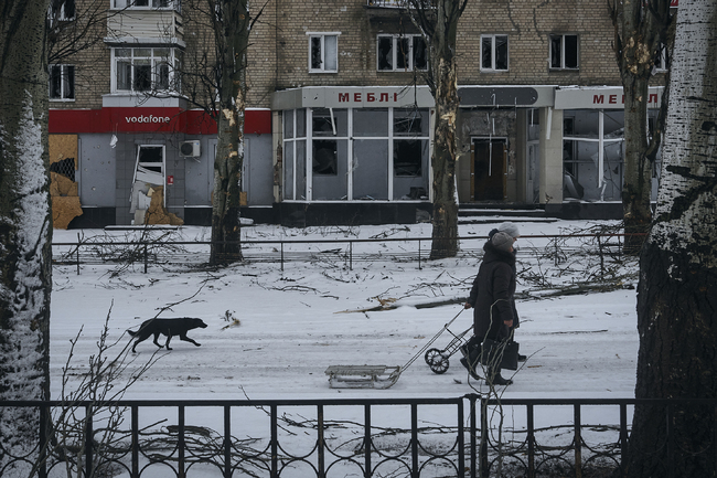 Украинското правителство призова останалите в Бахмут местни жители да напуснат града