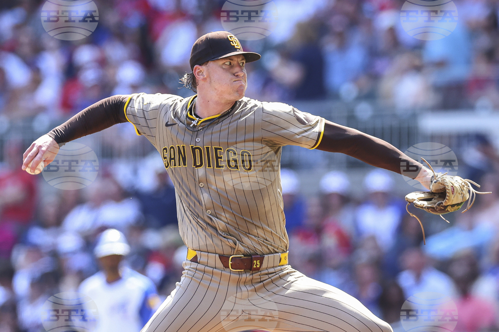 Padres Braves Baseball