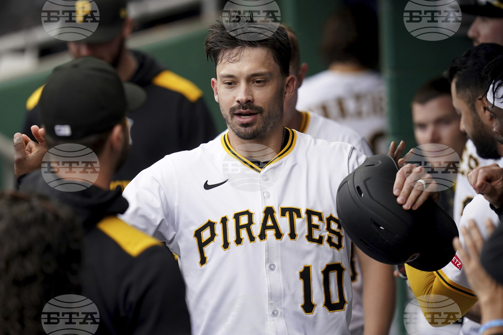 Brewers Pirates Baseball