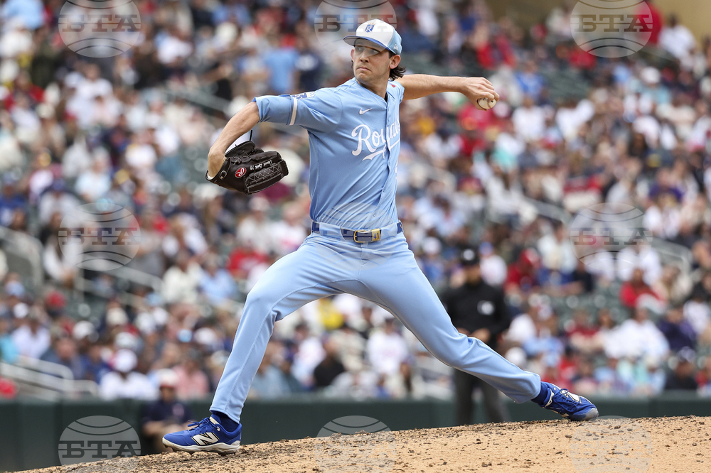 Royals Twins Baseball
