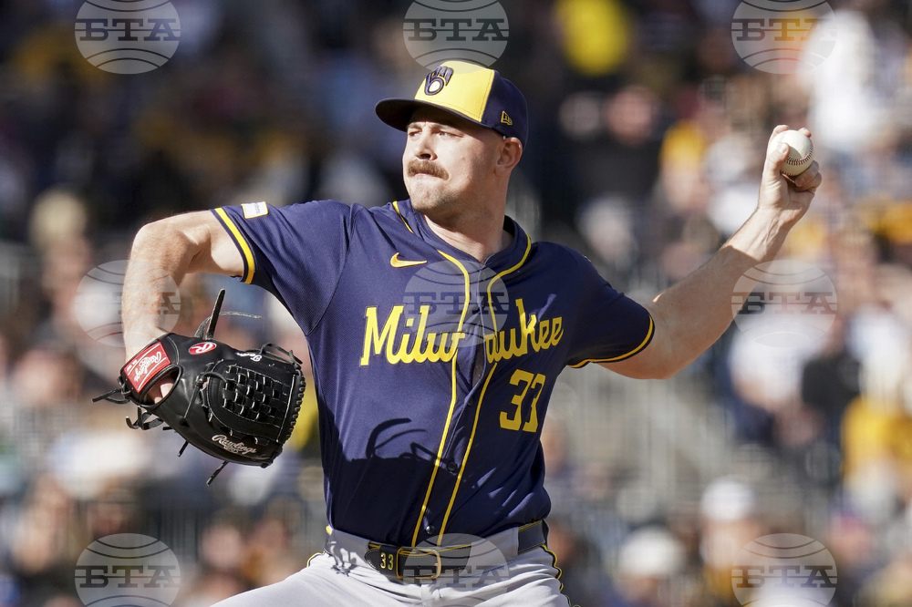 Brewers Pirates Baseball