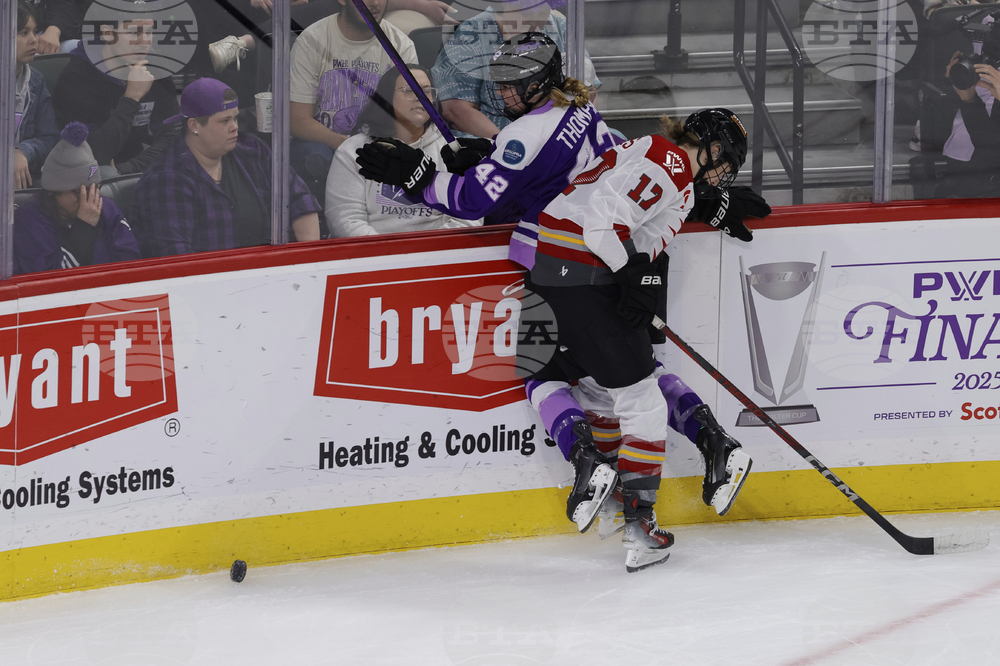 PWHL Charge Frost Hockey