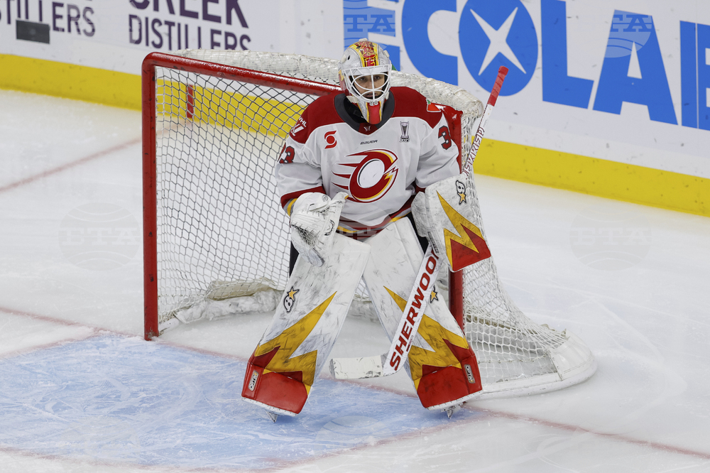 PWHL Charge Frost Hockey