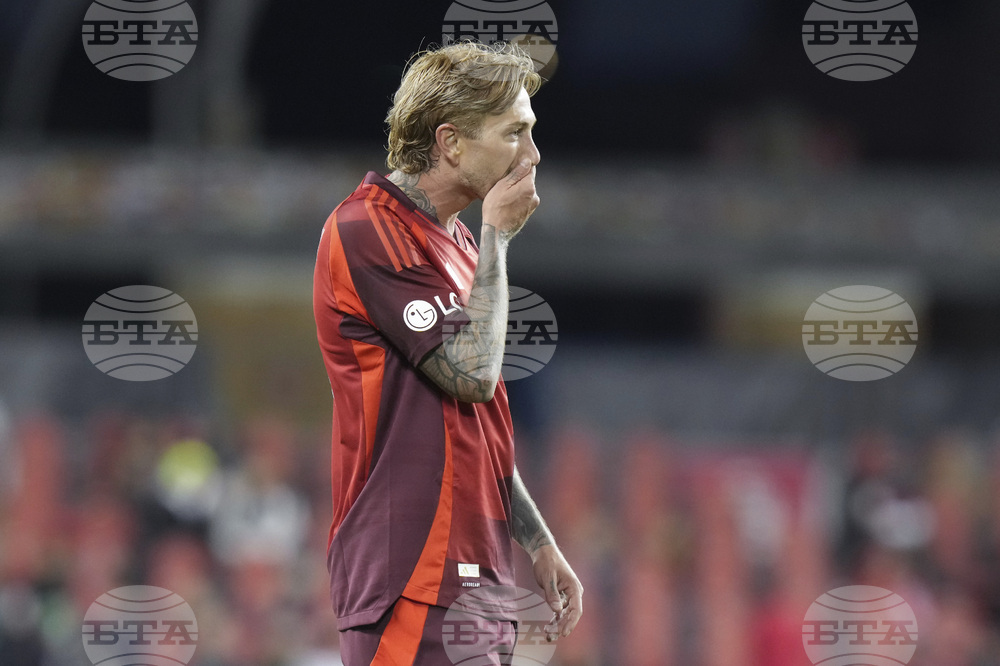 Бернардески се присъедини към Болоня