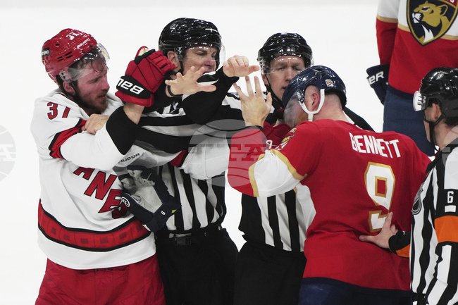 Флорида е на една победа от мача за Купа "Стенли" в НХЛ