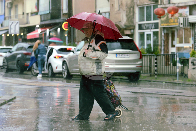Столица - ежедневие - дъжд